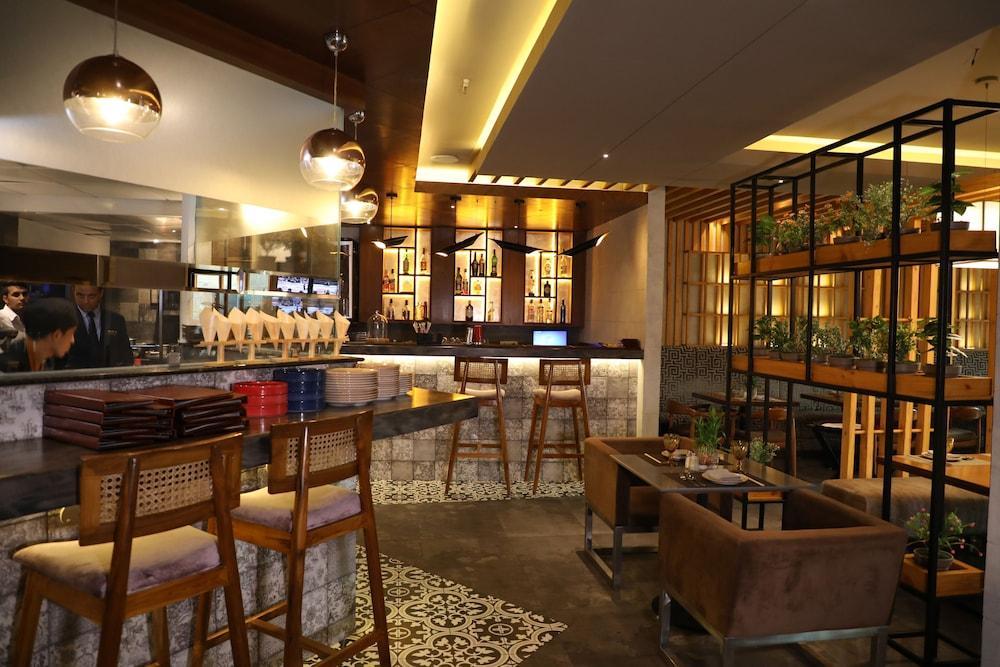 Ramada By Wyndham Jalandhar City Center Exteriér fotografie